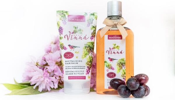Vlasová péče z vína Manufaktura