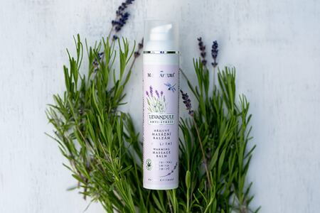 Ako sme vyvíjali hrejivý balzam s levanduľou, arnikou a konopou? Rozhovor s vývojárkou kozmetiky