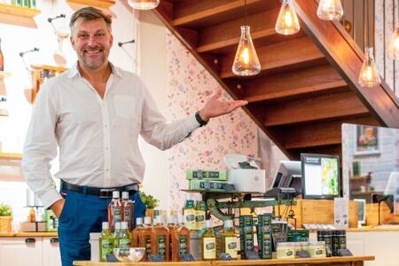 Kto stojí za celou Manufakturou?