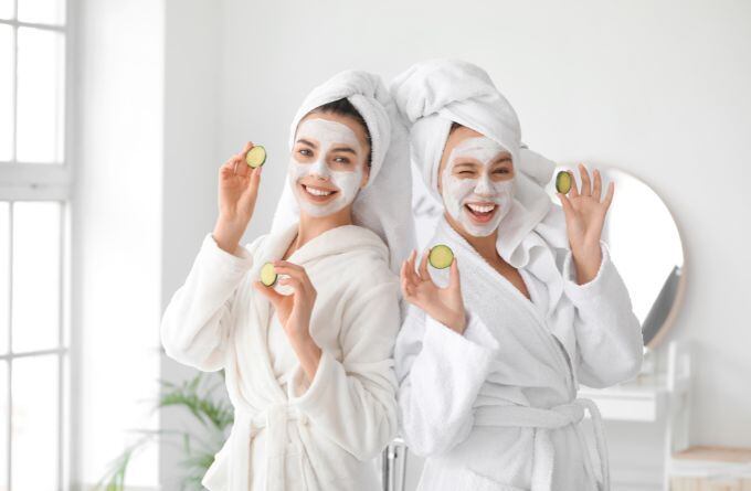 Kozmetika pre mladých: Tipy s čím, kedy a ako začať