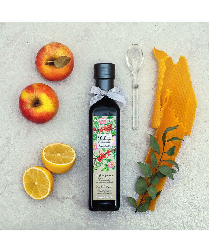 Dobrá meducínka – bylinný sirup s rakytníkom, bylinkami a vitamínom C