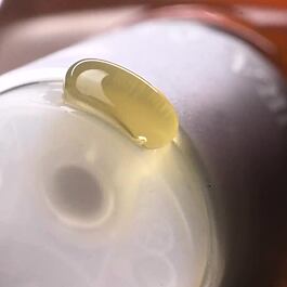 Originálny pivný šampón pre lesk a vitalitu