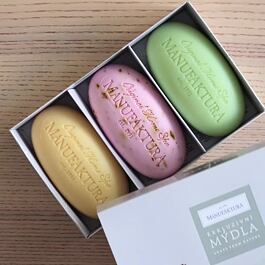 Darčeková sada TRIO prírodných mydiel Lúka, Medovka & Ruža