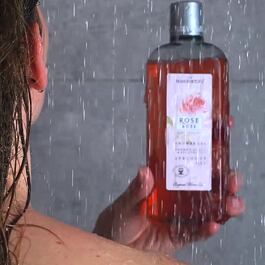 Harmonizujúci zvláčňujúci sprchovací gél RUŽA